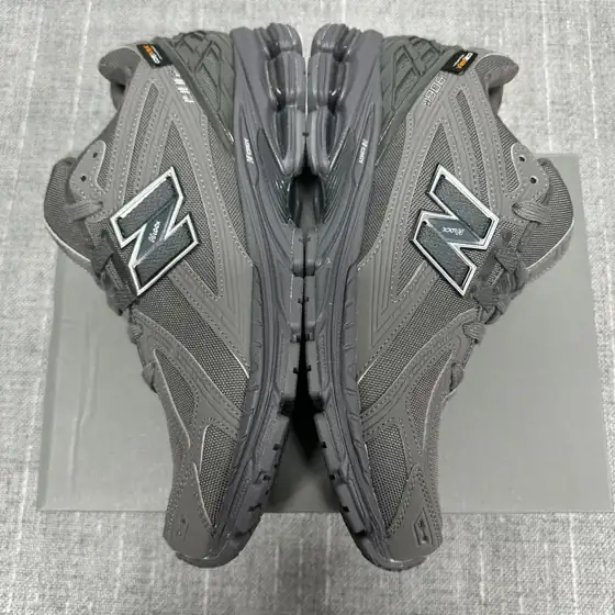 QC New Balance 1906R 7395153678 4