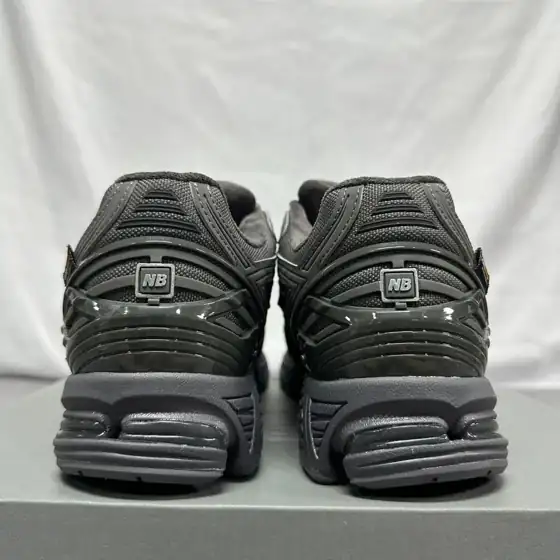 QC New Balance 1906R 7395153678 5