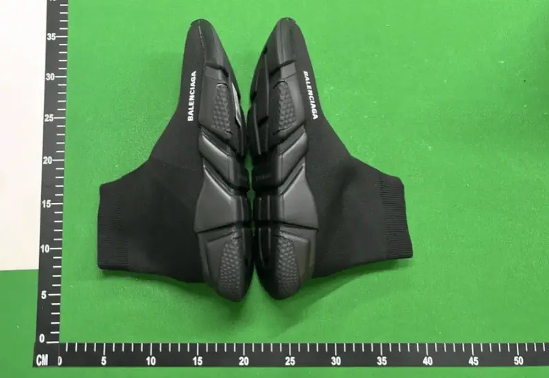 Balenciaga Speed Trainer — Black · Socks foto QC real 2
