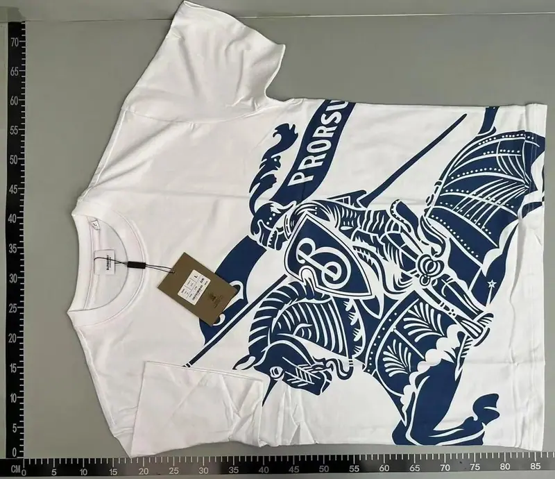 Burberry T-shirt foto QC real 1