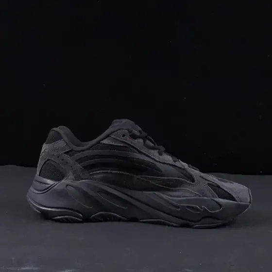 QC Adidas Yeezy 700 v2 7499626594 5