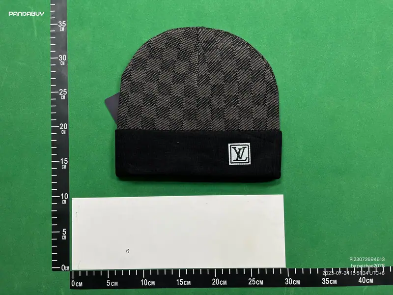 Broken Planet Beanie foto QC real 1