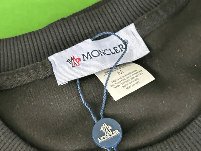 Foto de la comunidad Moncler Sweatshirt 7768670854 2