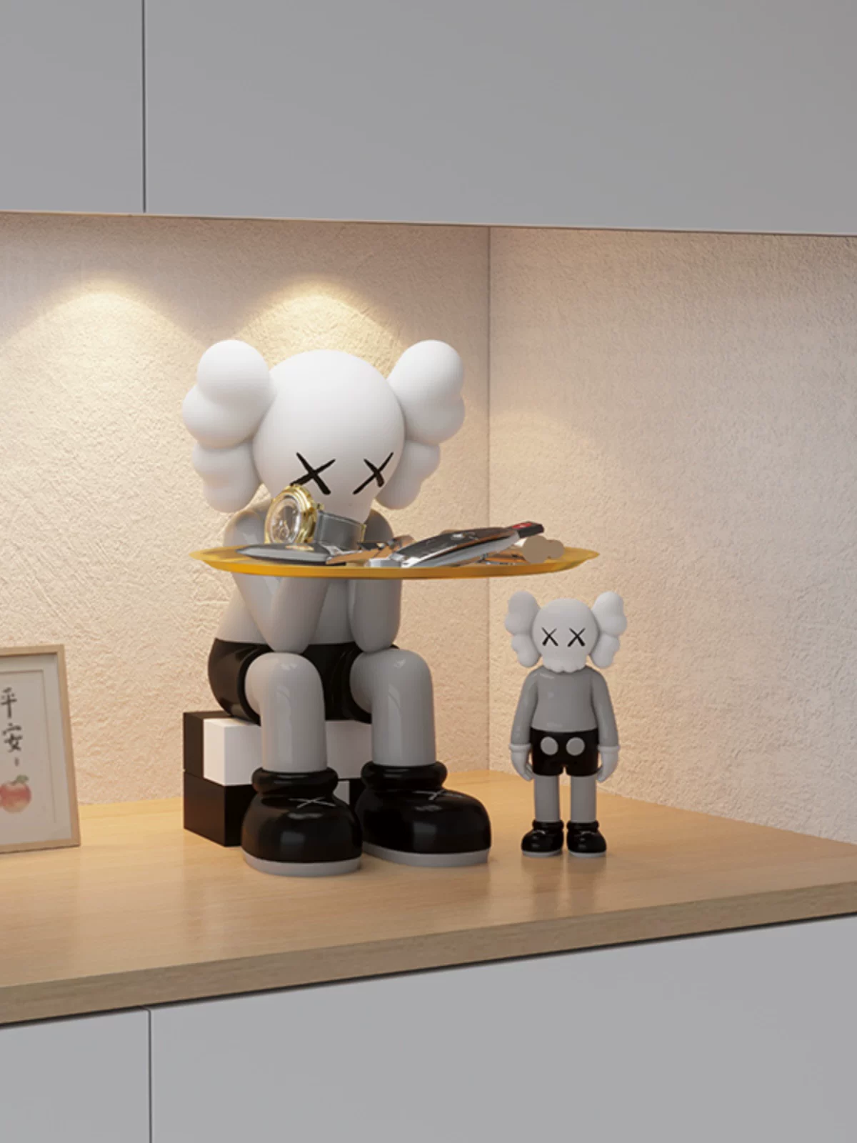 BANDEJA KAWS
