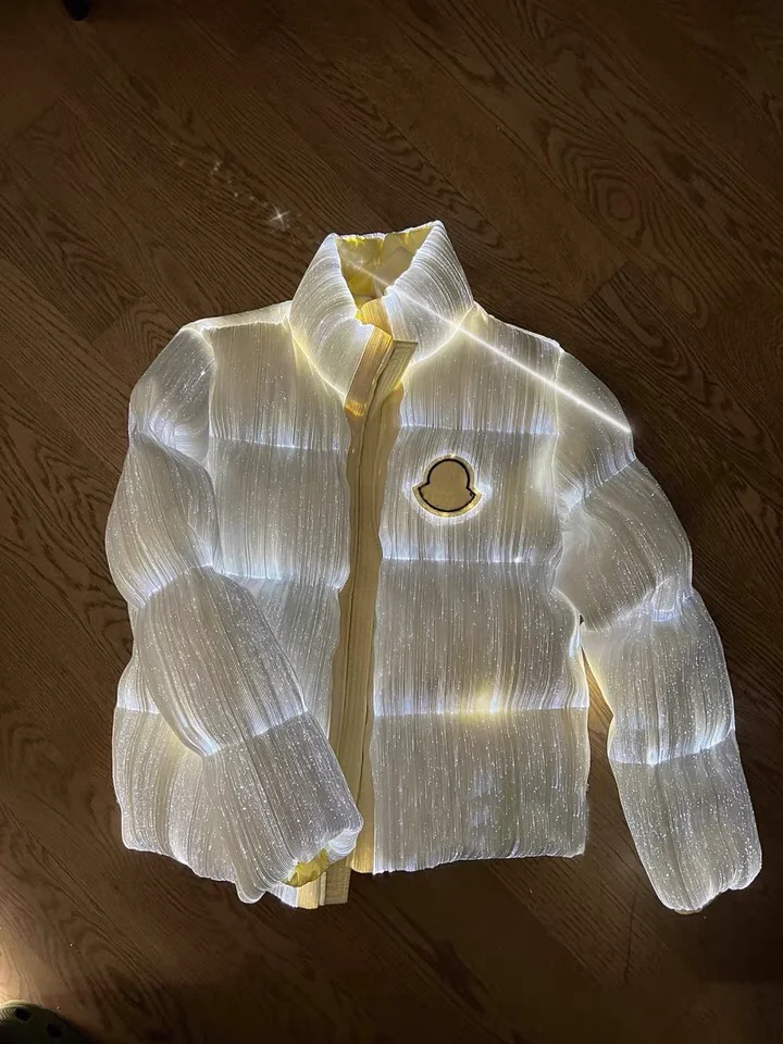 PUFFER PALM ANGEL LUCES photo 2