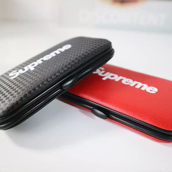 Accesorios Supreme photo 2