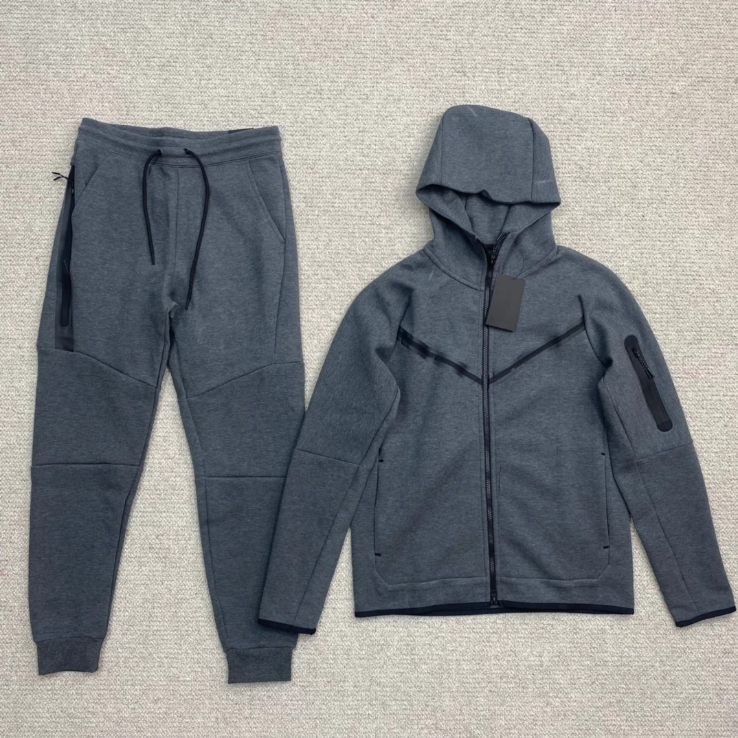 Nike Tech photo 46