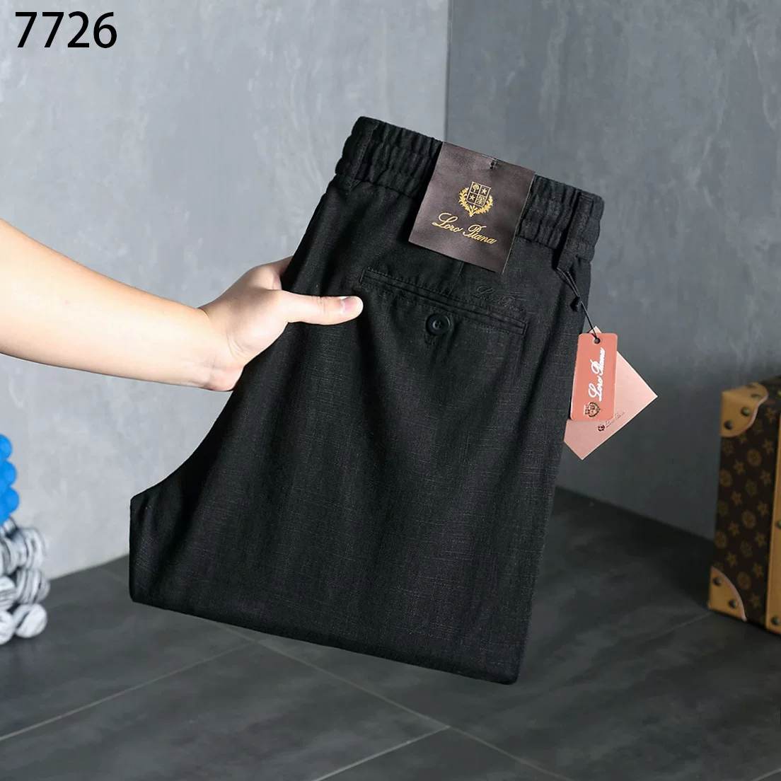 PANTALONES LORO PIANA photo 2