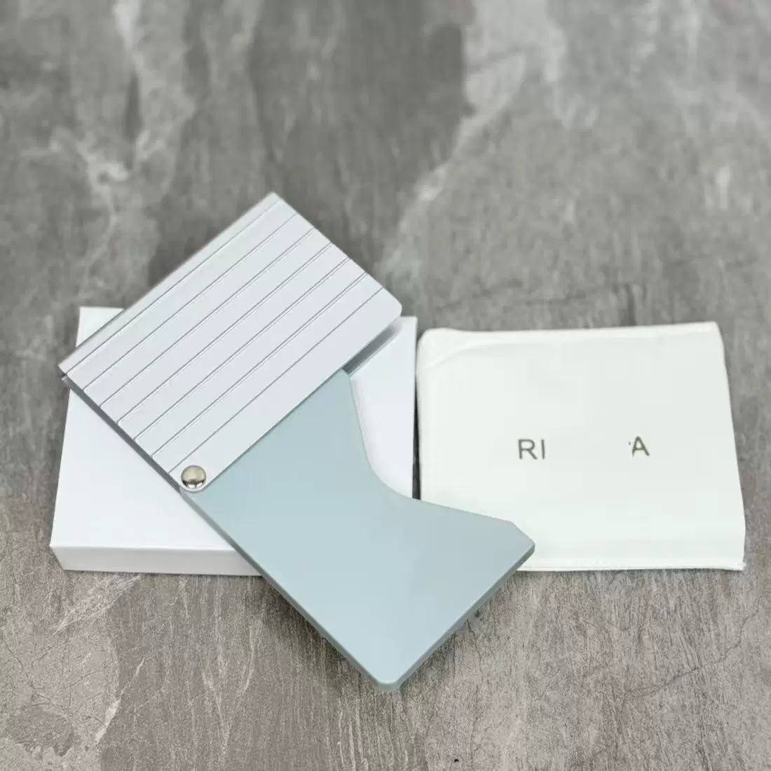 BILLETERA RIMOWA photo 3