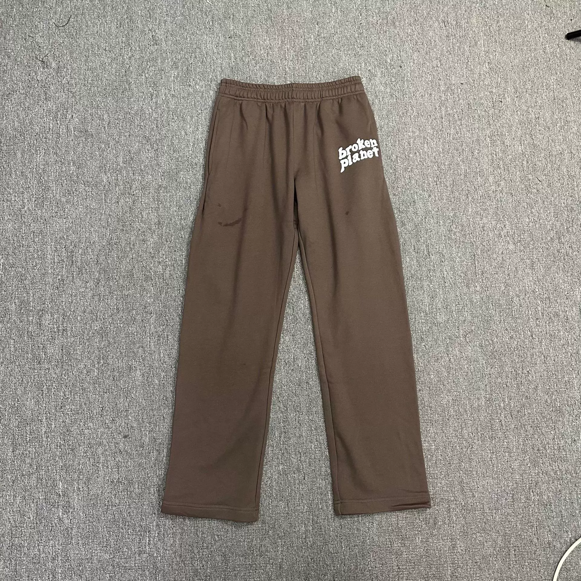 PANTALONES BROKEN PLANET photo 21