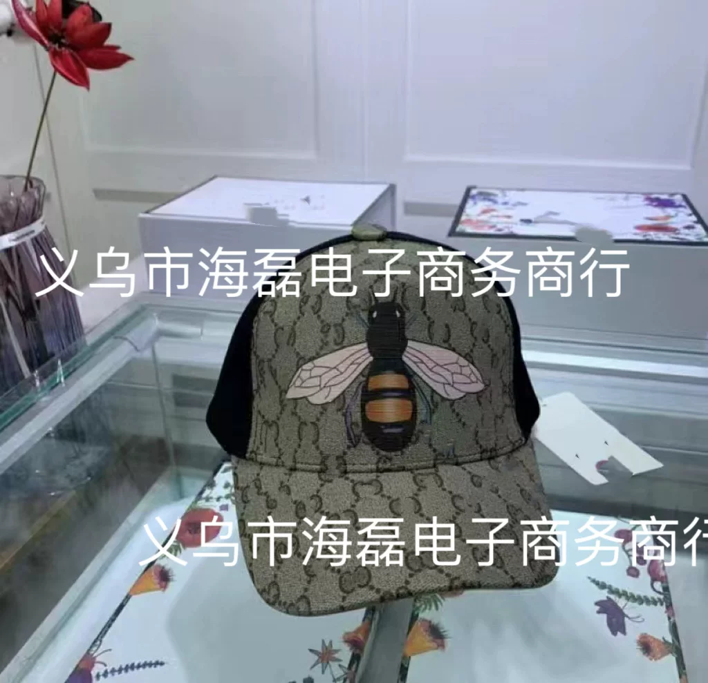 Gucci Animals Caps photo 4