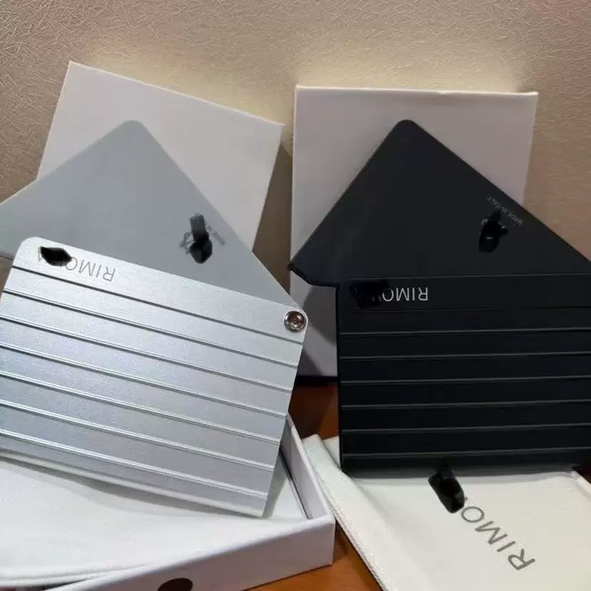 BILLETERA RIMOWA
