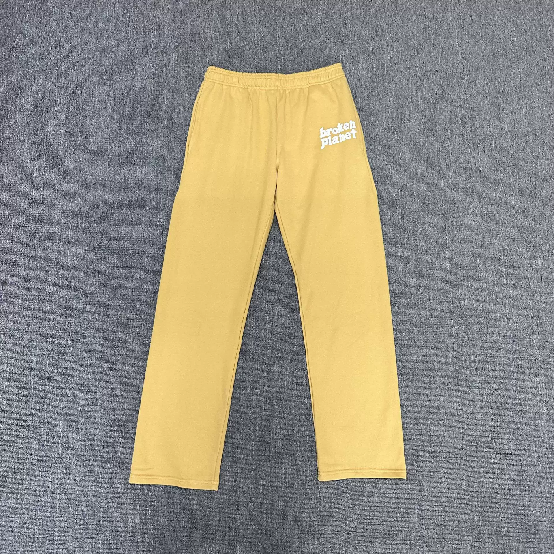 PANTALONES BROKEN PLANET photo 18