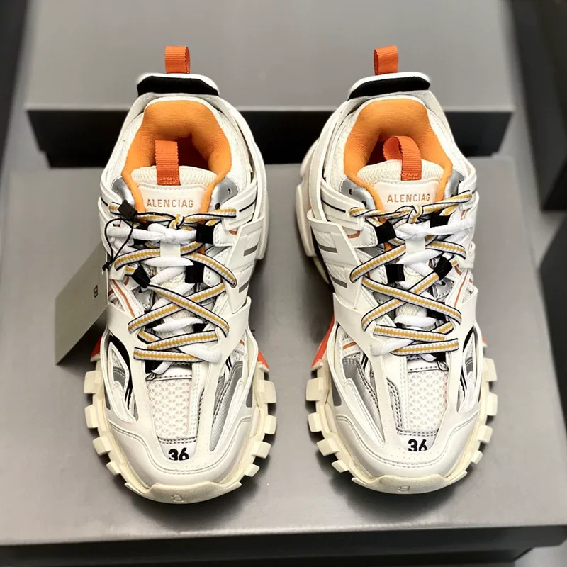 Paris Third Generation Dad Shoes Retro Track3 0 Thick Soled Sports Casual Shoes photo 6