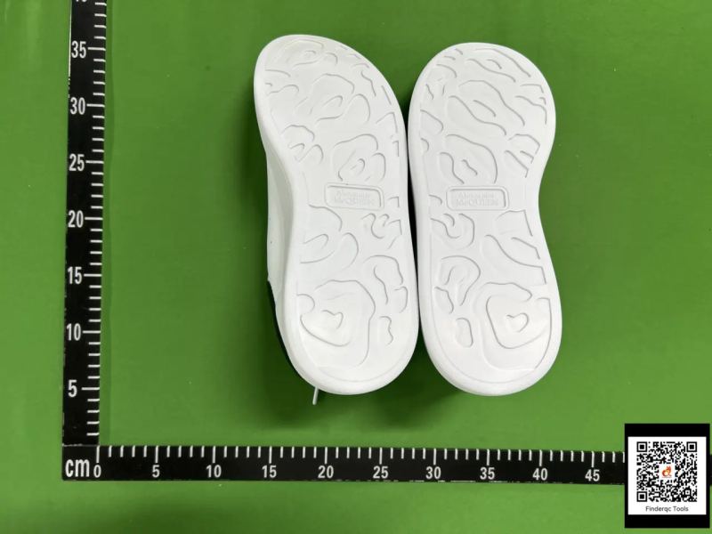 QC McQueen White Shoes for Men and Women Couples, Height-Increasing Trendy Casual Board Shoes 7737891869 2