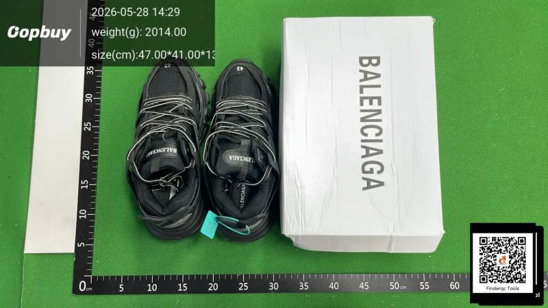 QC Putian Paris Men's and Women's Third-Generation Dad Shoes Trendyy Sports Couple Shoes Track3.0 Outdoor Running Shoes 7745849580 4