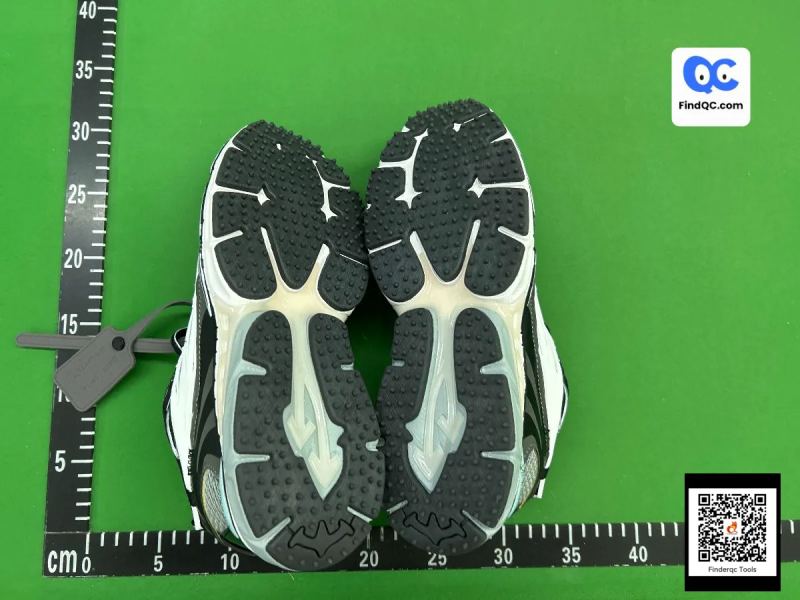 QC Pure Original Off Arrow Dad Shoes for Men and Women Thick-Soled Heightening Casual Running Shoes White Outdoor Hiking Shoes Cross-Country Trendy Shoes 997418373016 2