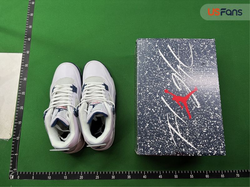 Putian shoe factory directly supplies AJ4 electric mother yellow black red white cat white Oreo black cat Joe 4 men's and women's basketball shoes