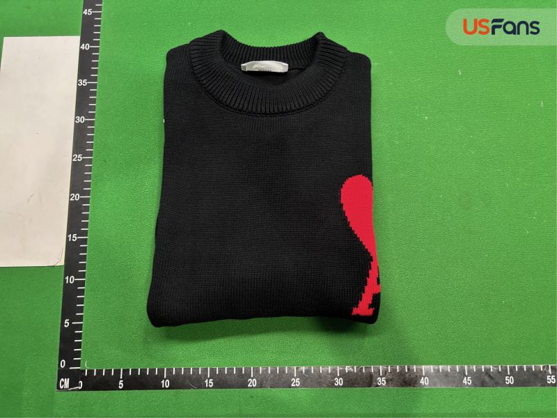 QC Ami Sweater foto 4