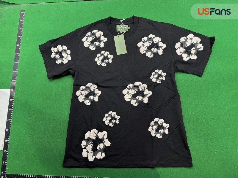 QC Set Denim Tears foto 2