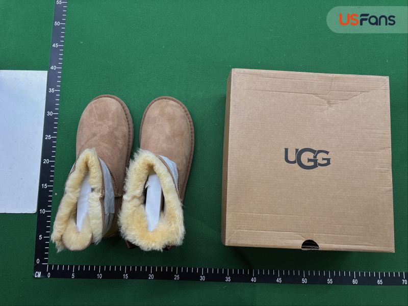 QC Children Ugg Boots foto 1