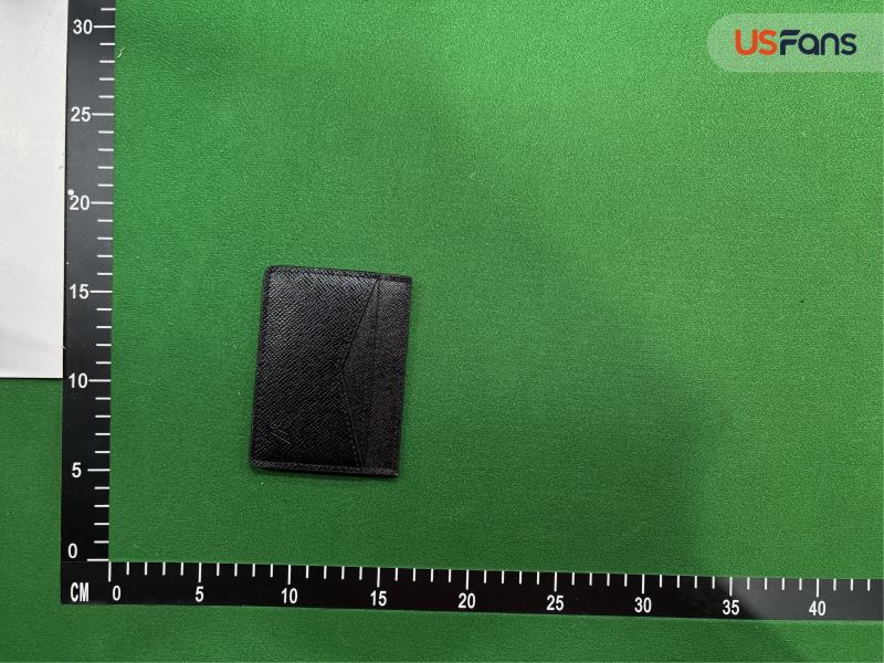 QC Tarjetero Lv foto 1