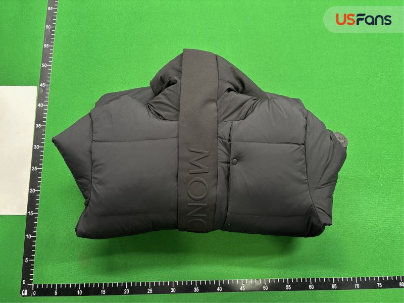 QC Moncler Puffer foto 4
