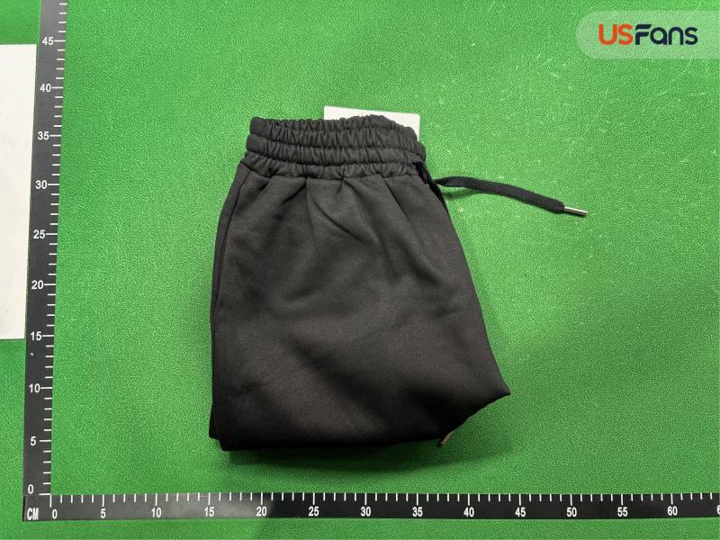 QC Shorts Ami Paris foto 4