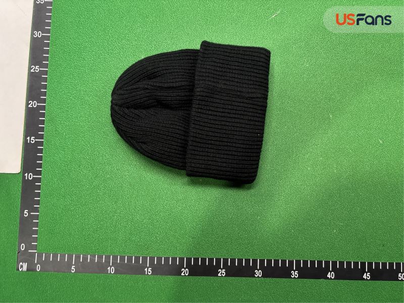 QC Gorro Moncler foto 2