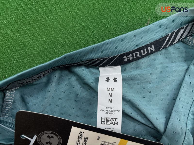 QC Camiseta Under Armour foto 1