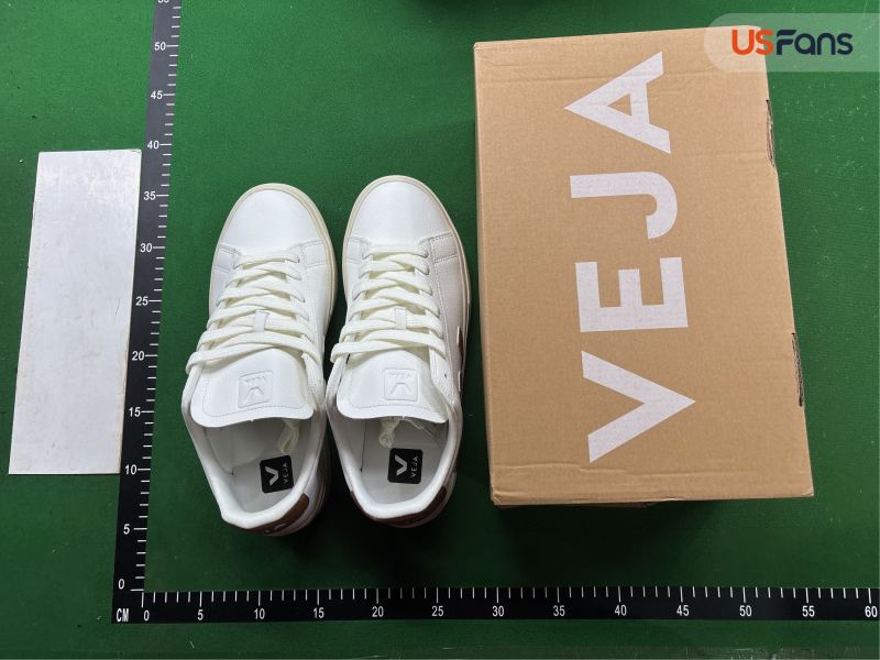 TG Batch Veja Campo Chrome White Sneakers