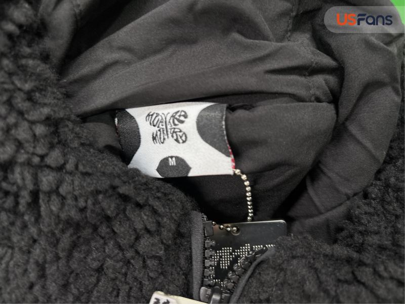 QC Mertra Zipper Hoodie foto 1