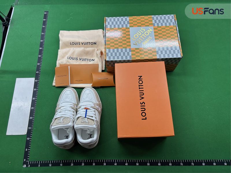 QC Dw Edition Calfskin Round Toe Lace Up foto 1