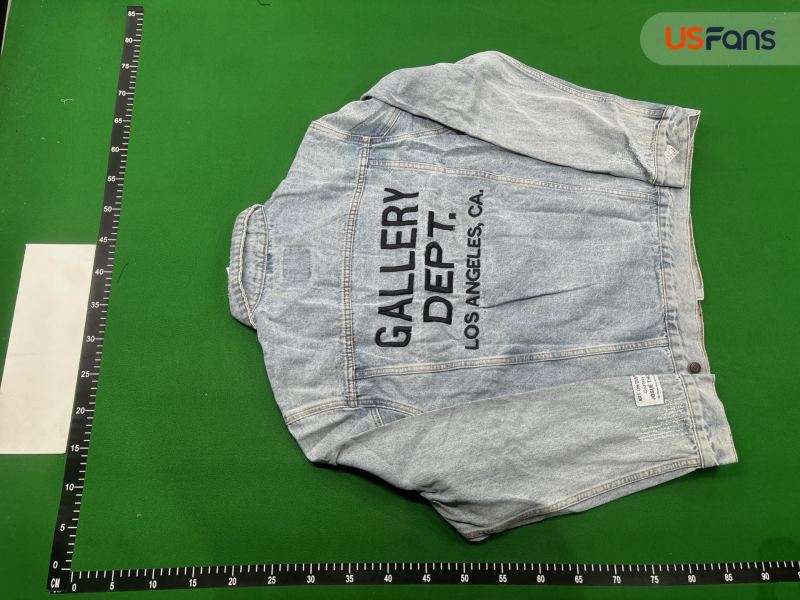 QC Chaqueta Gallery Dept foto 3