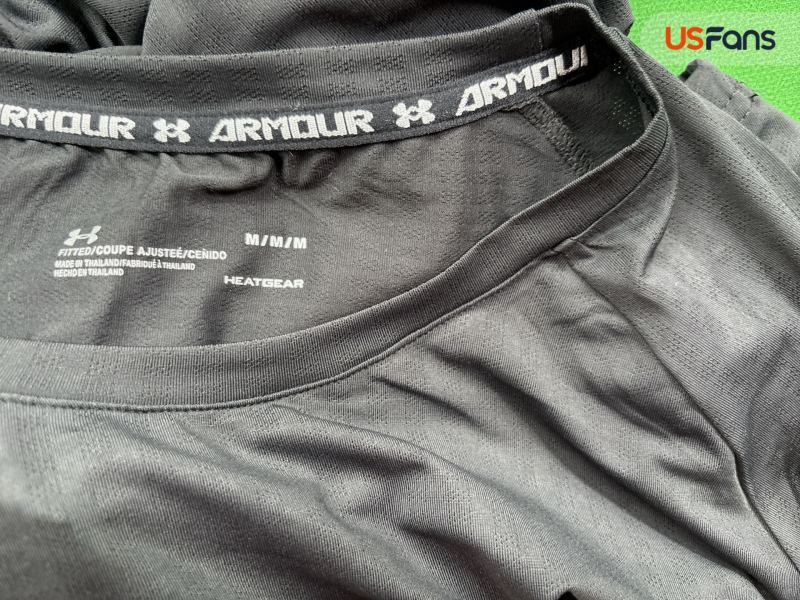 QC Camiseta Under Armour foto 1