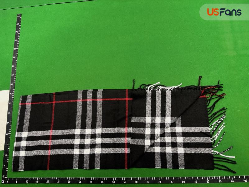 QC Burberry Scarf 8 Colorways Premium Quality foto 2