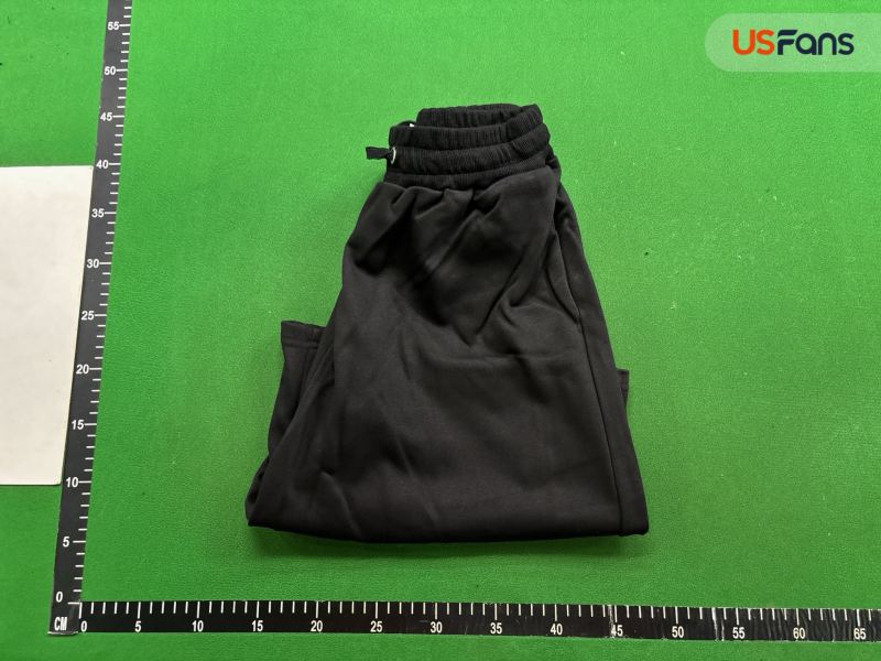 QC Shorts Ami Paris foto 4