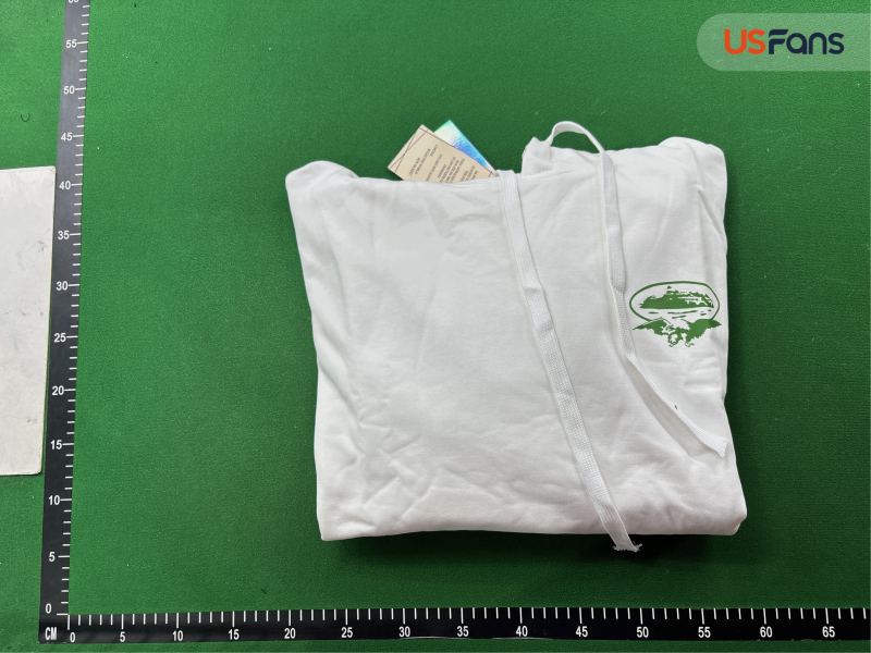 QC Corteiz Hoodie foto 4