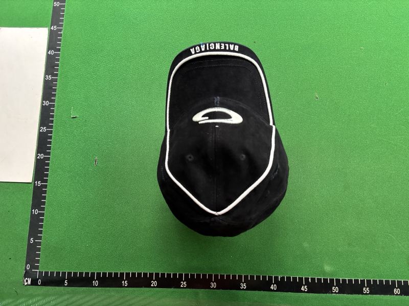 QC Gorra Balenciaga foto 2