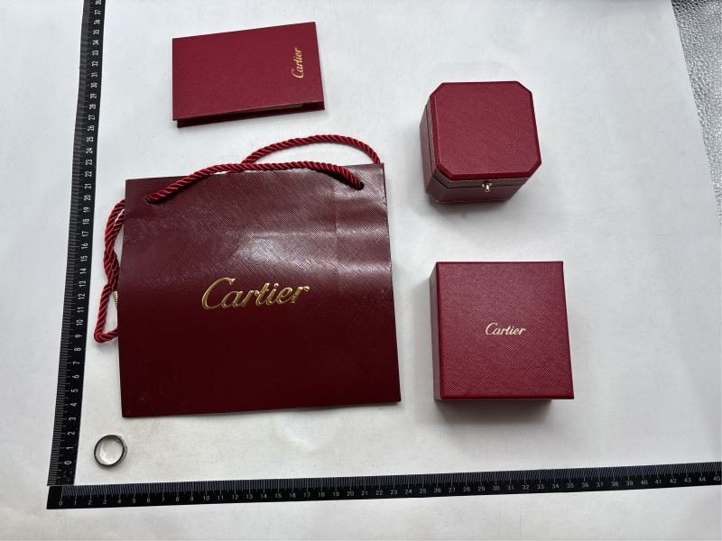 QC Anillo Cartier foto 3