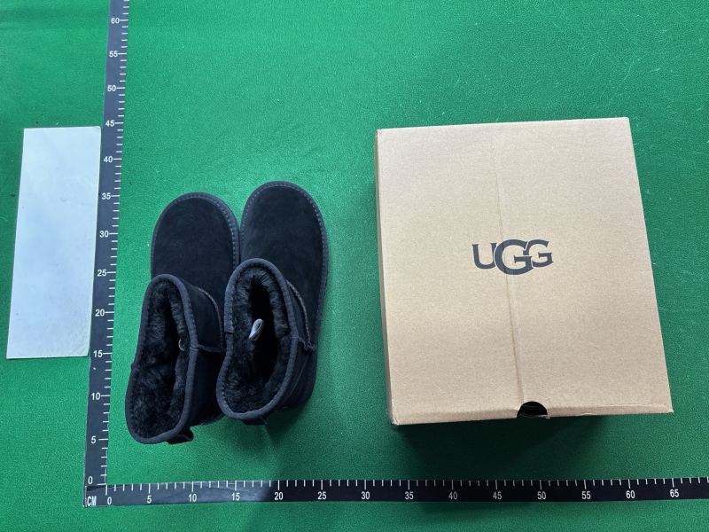 UGG Tasman Slippers