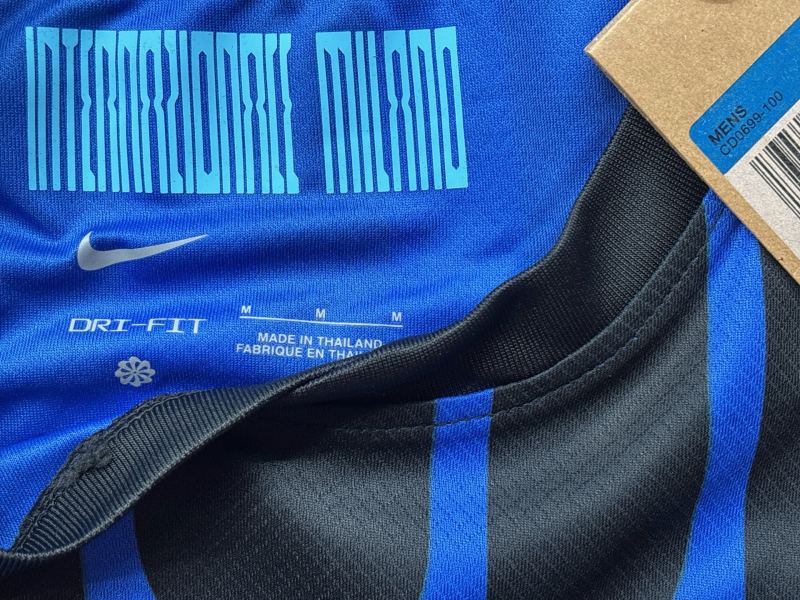 QC Jersey Football foto 1
