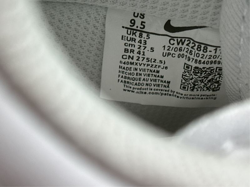 QC Nike Air Force 1 foto 2