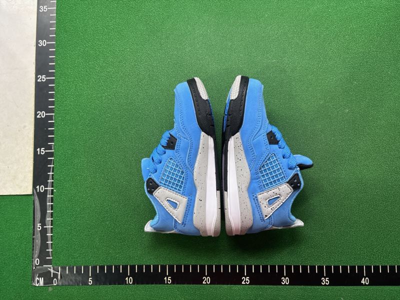 QC Children Nike Air Jordan 4 White foto 4