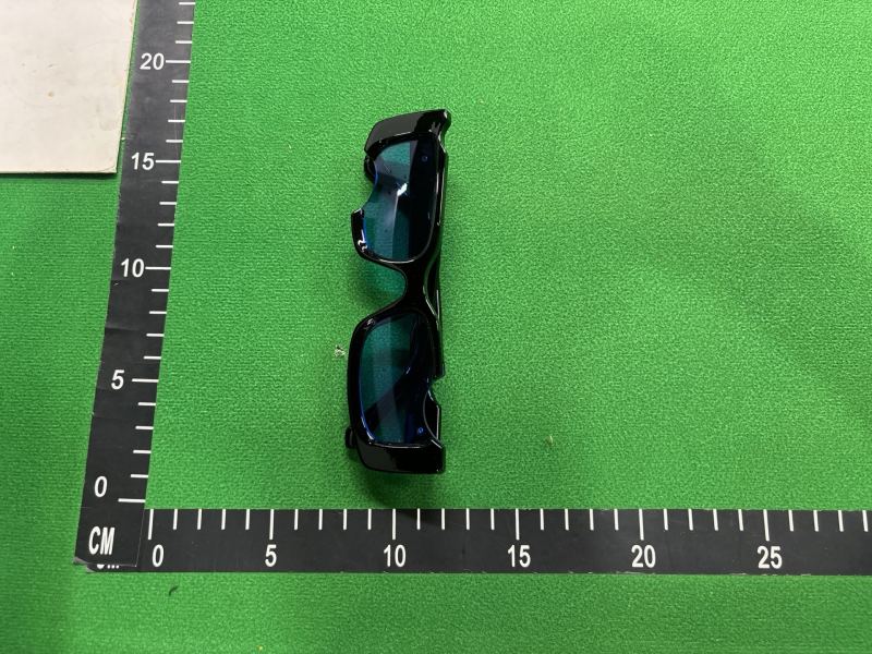 QC Off White foto 3