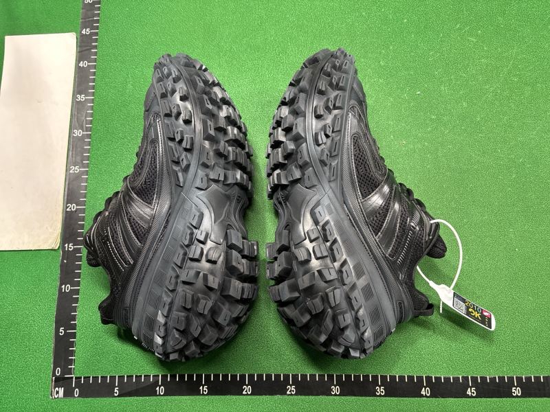QC Balenciaga Defender foto 4