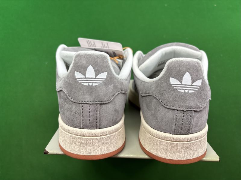 QC Adidas Campus 00s foto 3