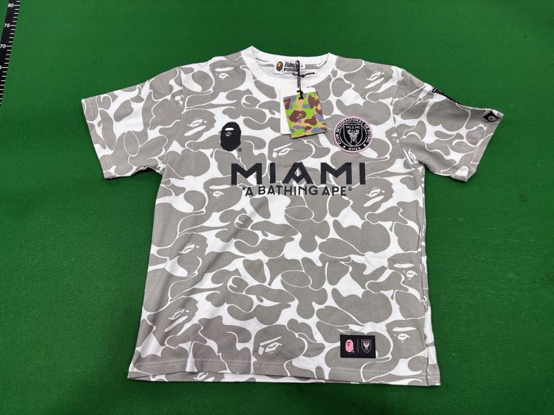 QC Bape Camiseta foto 2
