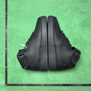 Nike Air Force 1 Mid Triple Black