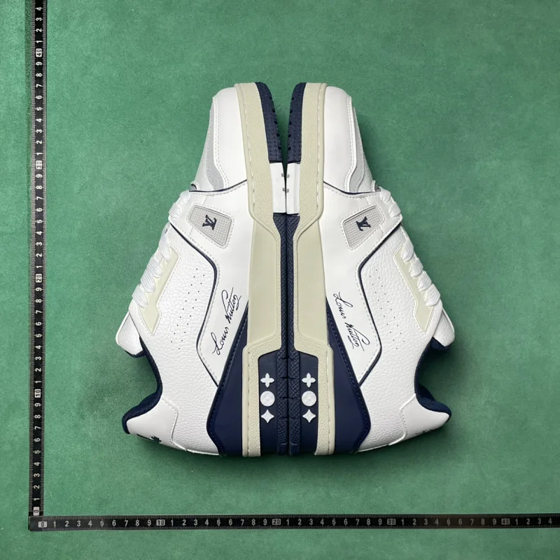 L. VUITTON TRAINER photo 7